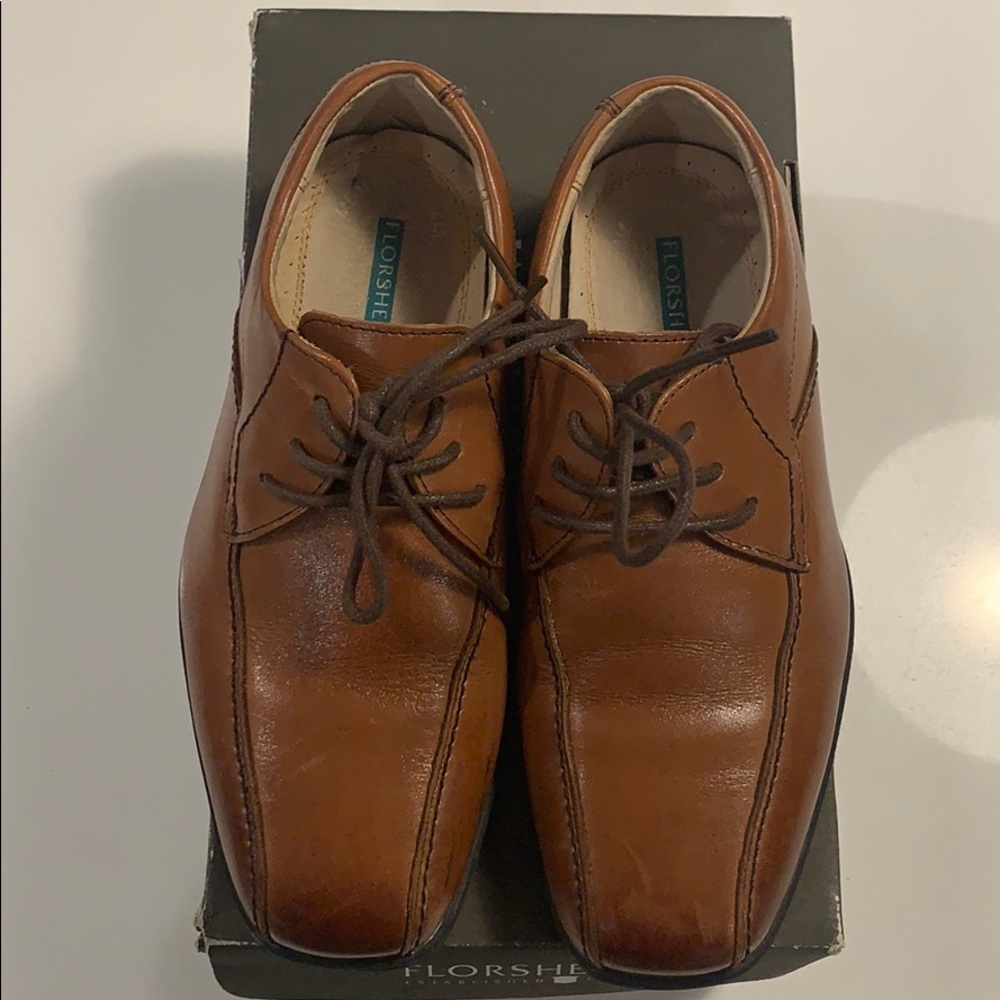 Kids Florsheim dress leather shoes Cap-toe